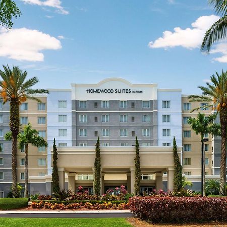 Homewood Suites Miami Airport/Blue Lagoon מראה חיצוני תמונה