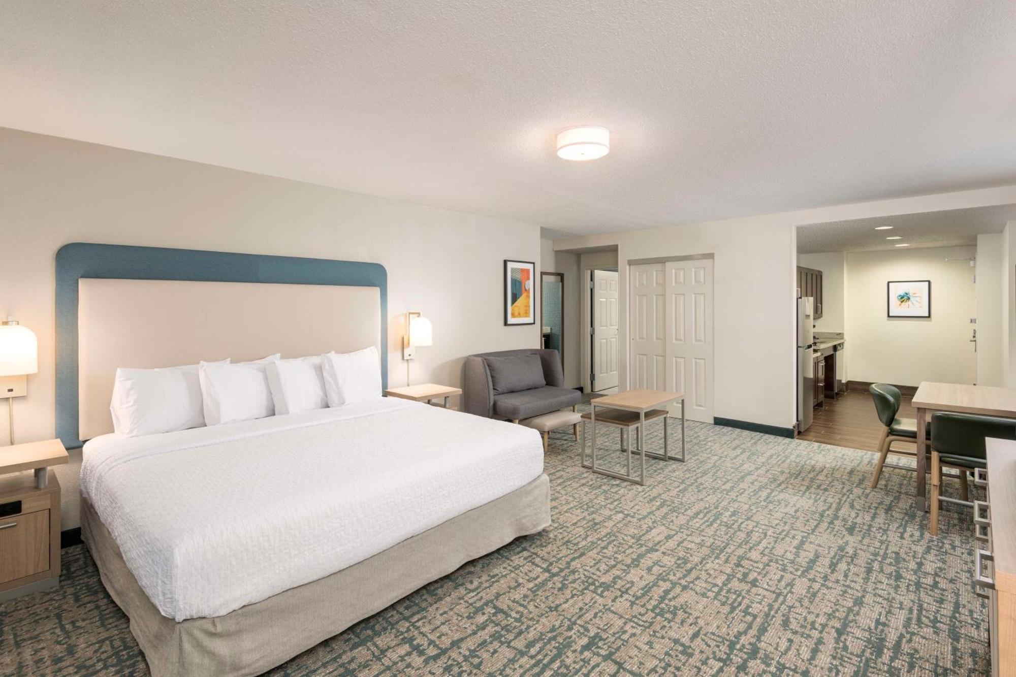 Homewood Suites Miami Airport/Blue Lagoon מראה חיצוני תמונה