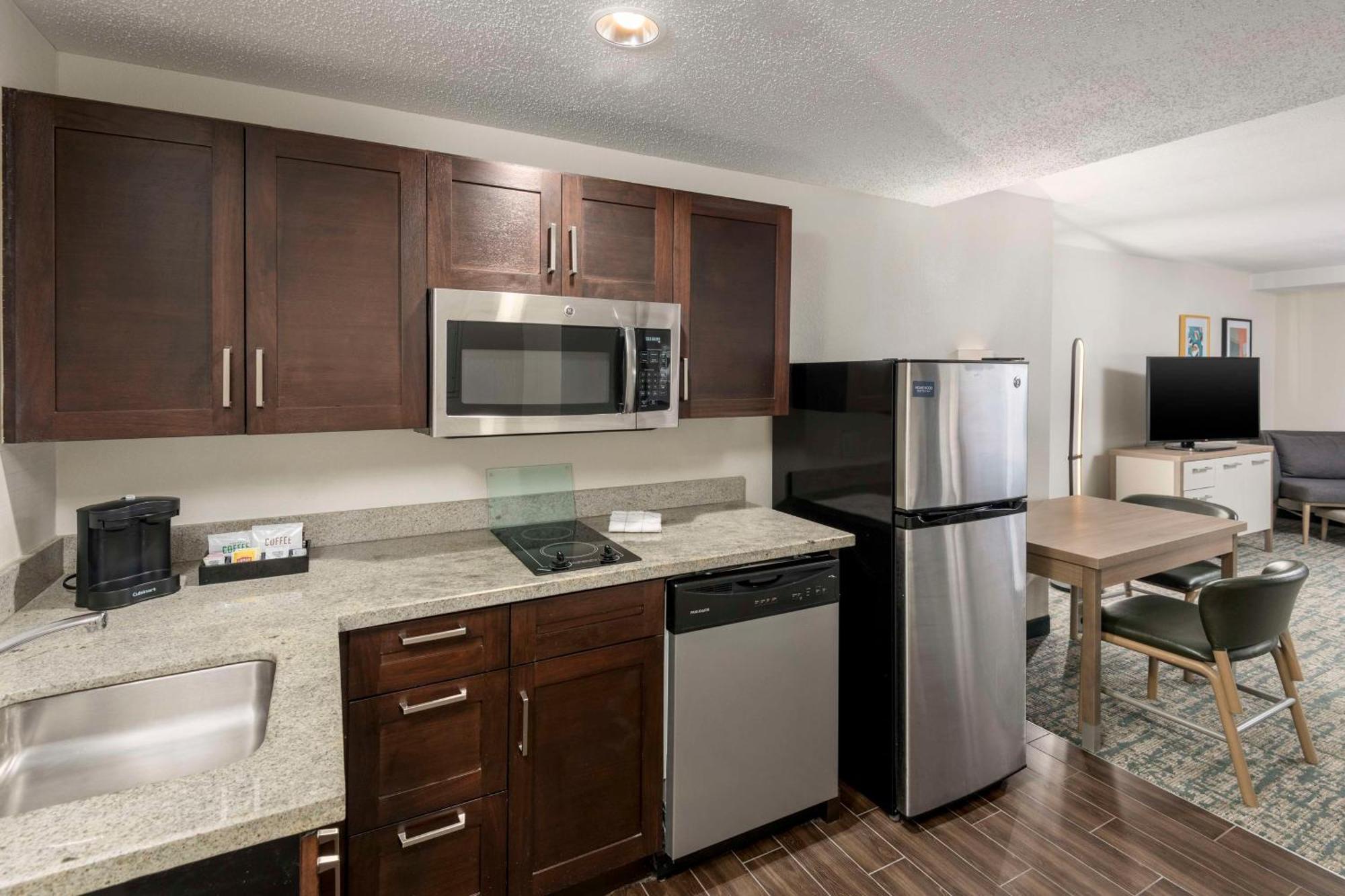 Homewood Suites Miami Airport/Blue Lagoon מראה חיצוני תמונה